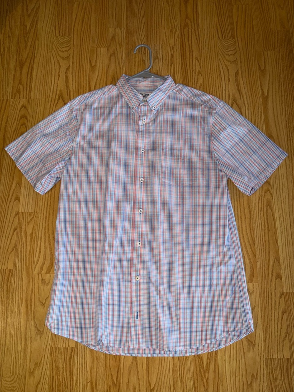 Classic Short-Sleeve Button-Down Shirt in Blue & Pink Plaid